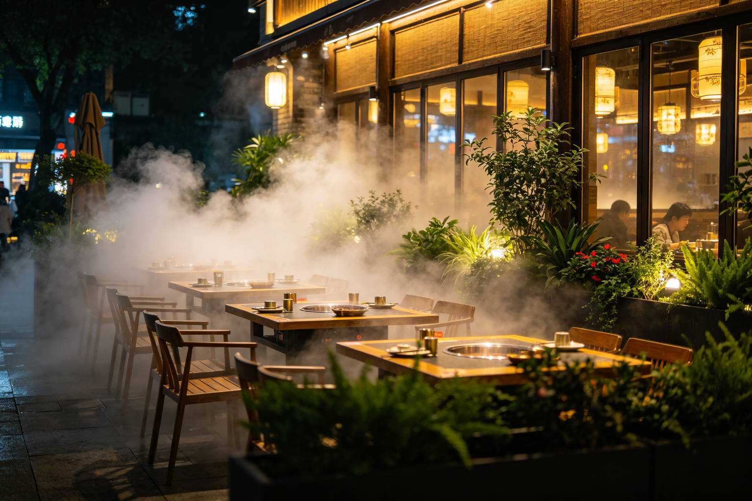 成都太古里餐饮外摆降温